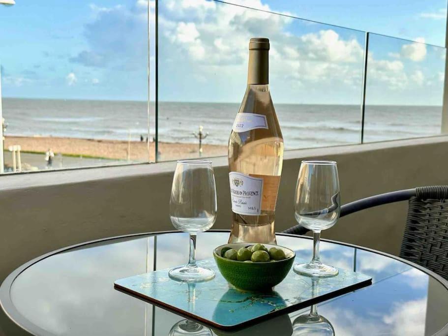 House By The Sea, Worthing Villa Eksteriør bilde